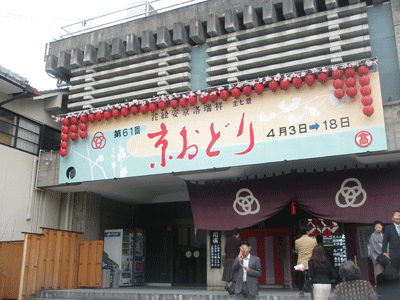 2010.04.03-2.gif