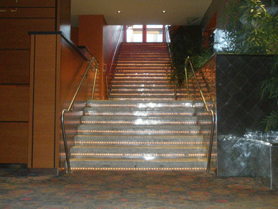 holidayinn8.gif